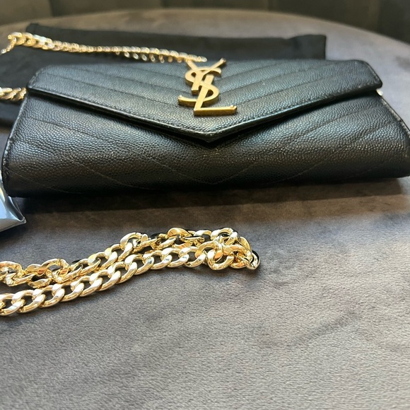 YSL cassandre envelope wallet on chain - Picture 11 of 13